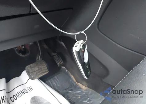 2014 Ford C-Max Energi Sel z USA, uszkodzony, nr VIN 1FADP5CU7EL514562